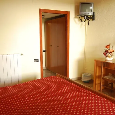 Cantalodole 호텔 2*