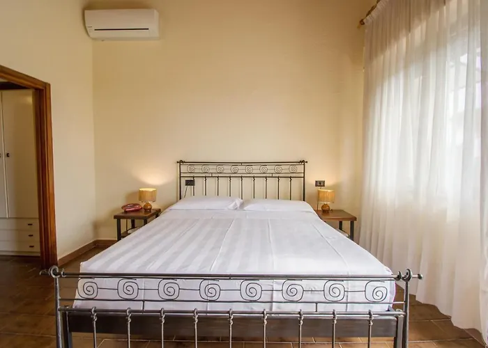 Cantalodole 2* مادجوني