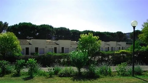 Cantalodole فندق 2*