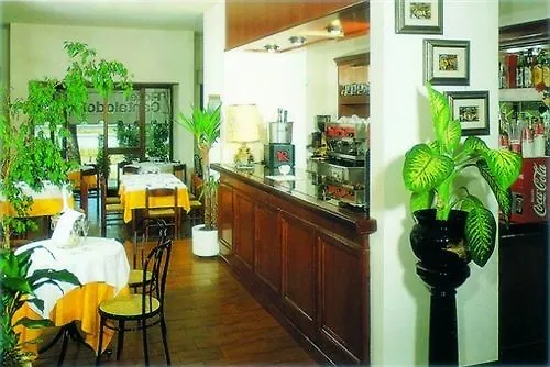 Cantalodole فندق مادجوني